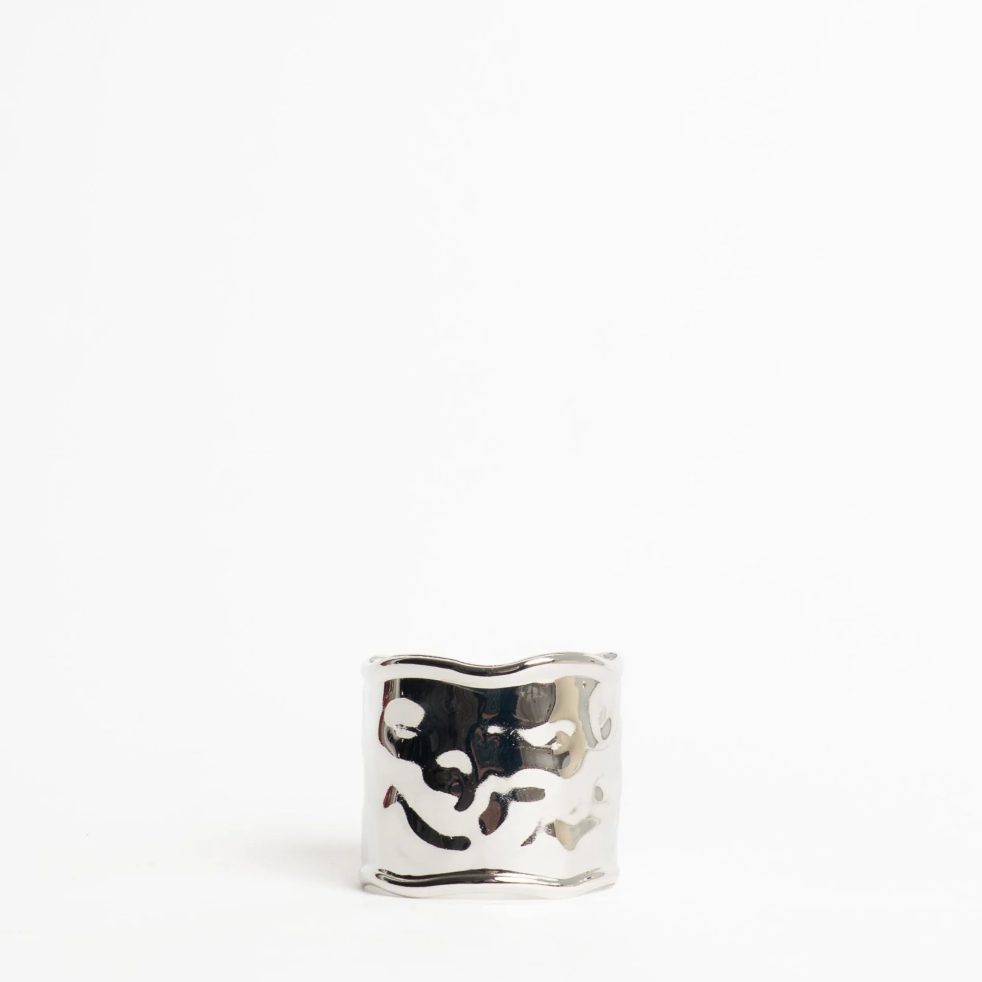 W by Whitemood-Bracciale rigido ondulato martellat - silver