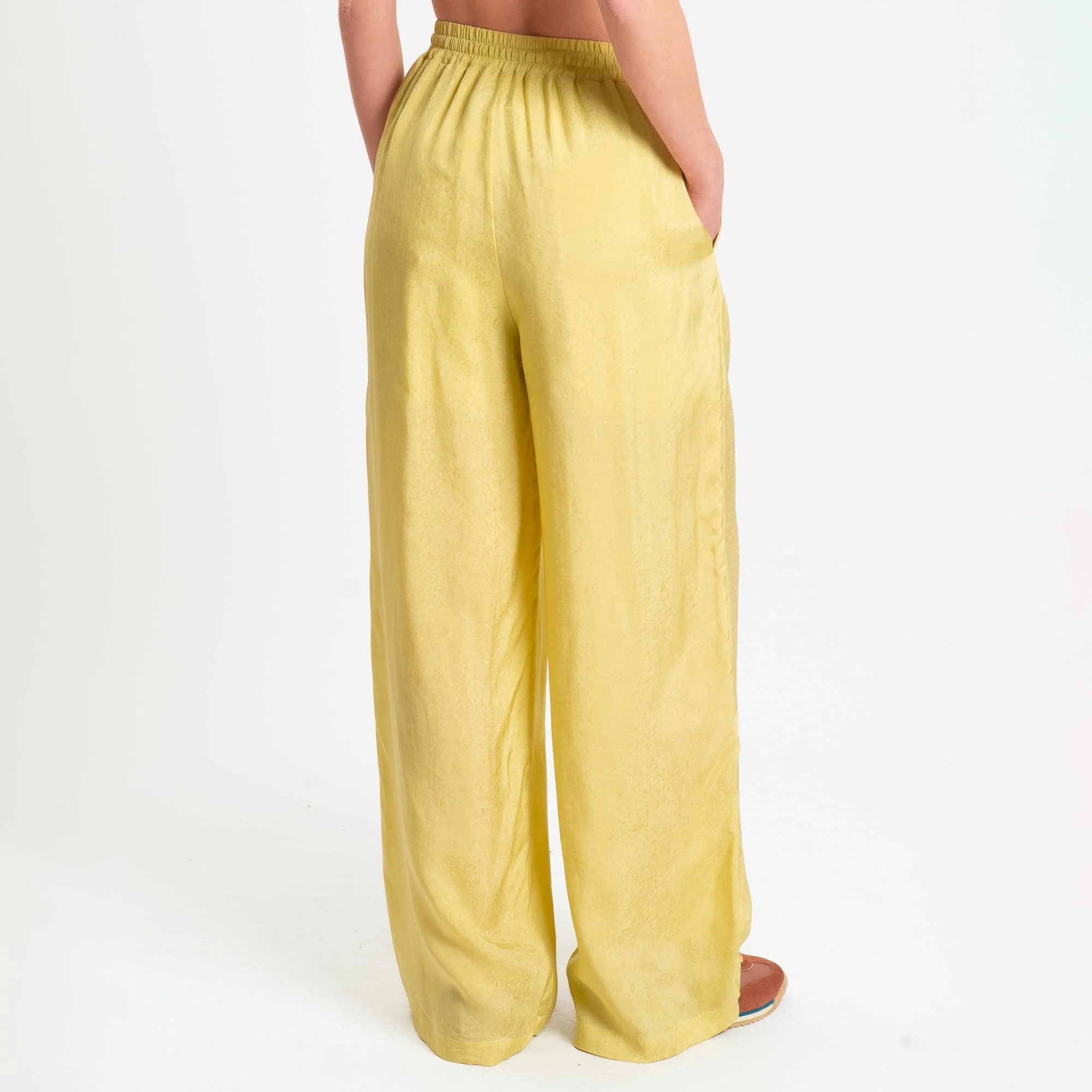 Wu'side-Pantalone con coulisse in viscosa - oro - Image 4