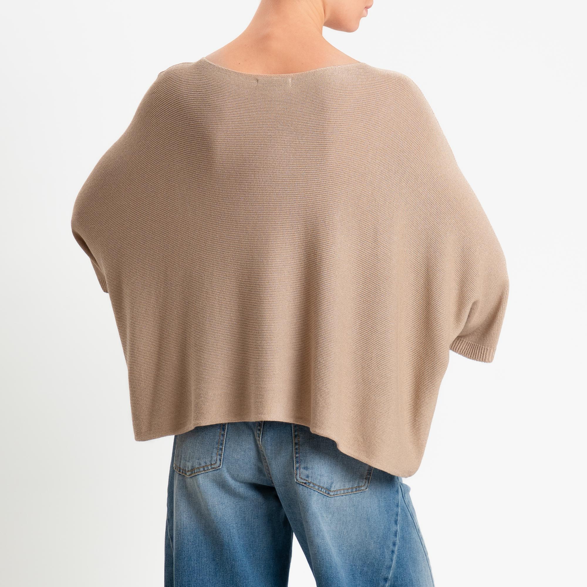 Zeroassoluto-Maglia a scatola scollo barca manica pipistrello - beige - Image 3