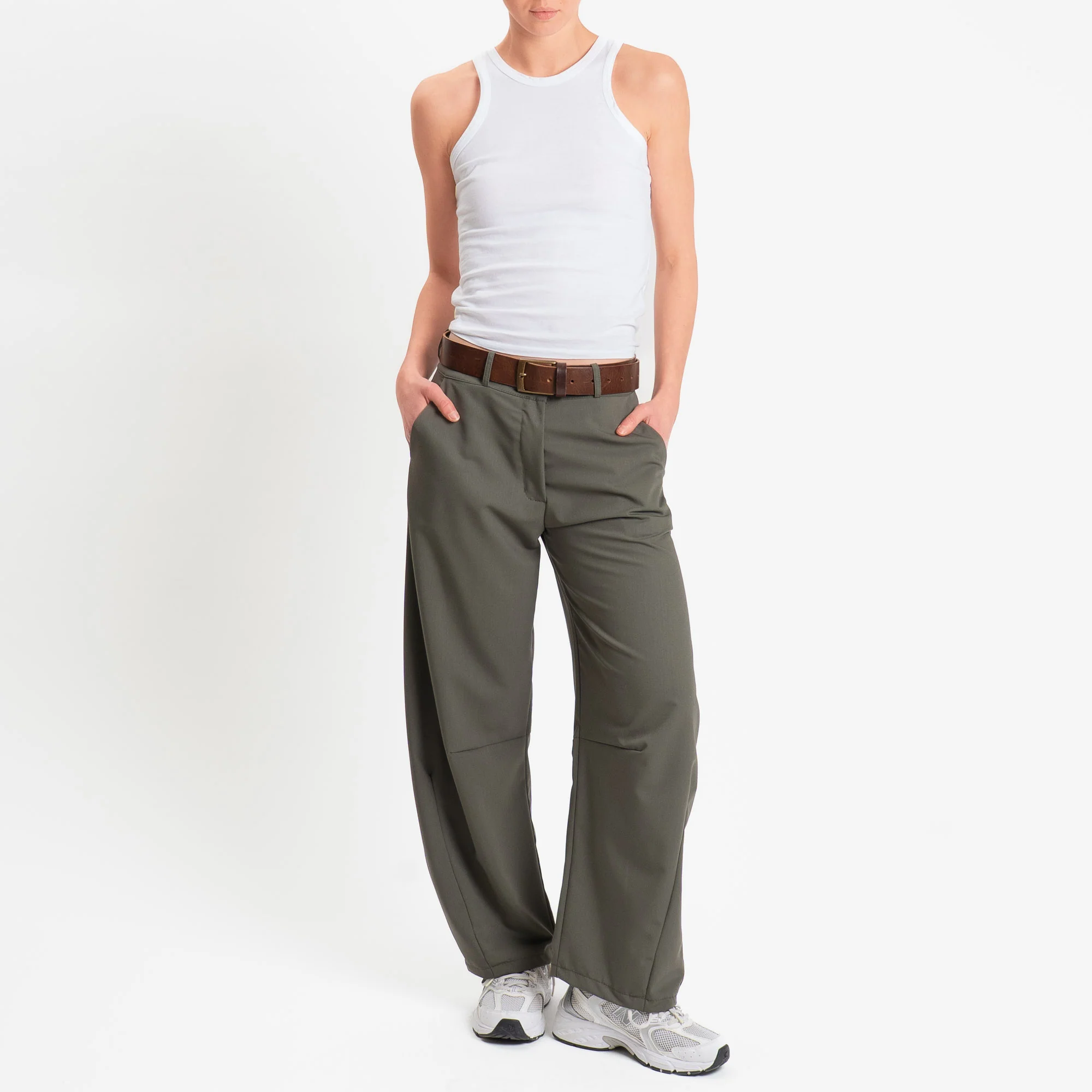 Zeroassoluto-Pantalone LUCE barrel fit in poliviscosa comfort elasticizzato - militare