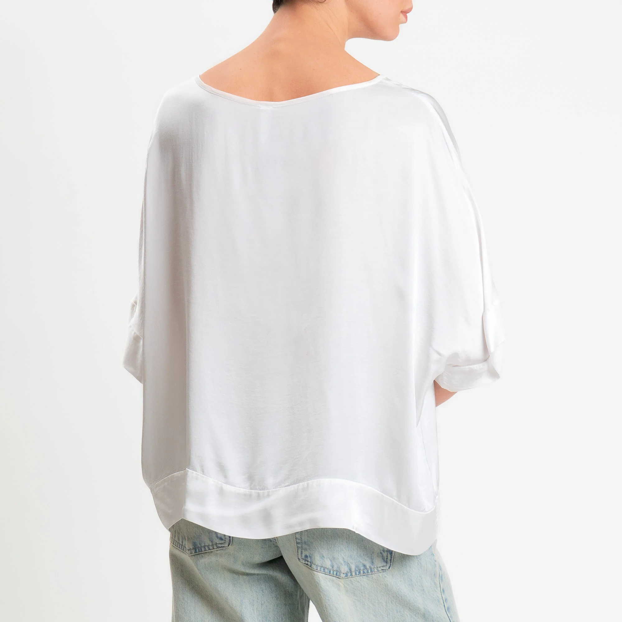 Tensione in-Blusa satin manica scesa - latte - Image 3