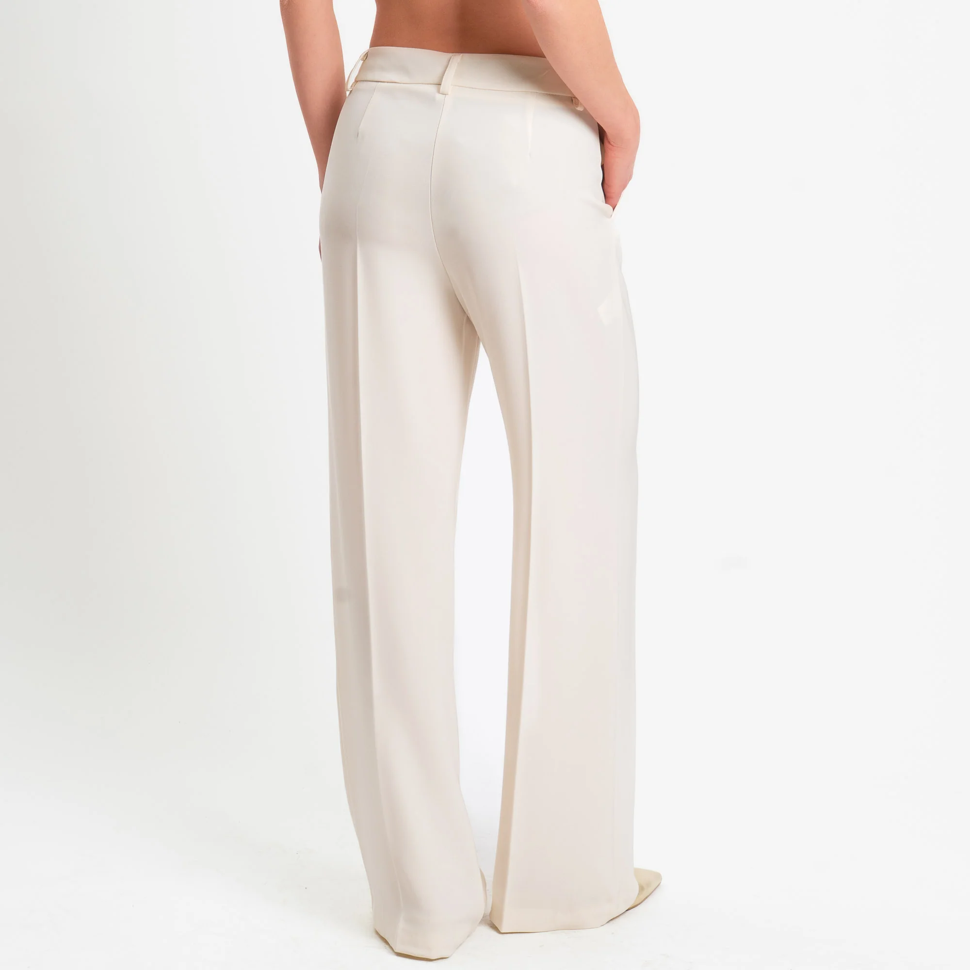 Tensione in-Pantalone palazzo tessuto fluido - latte - Image 5