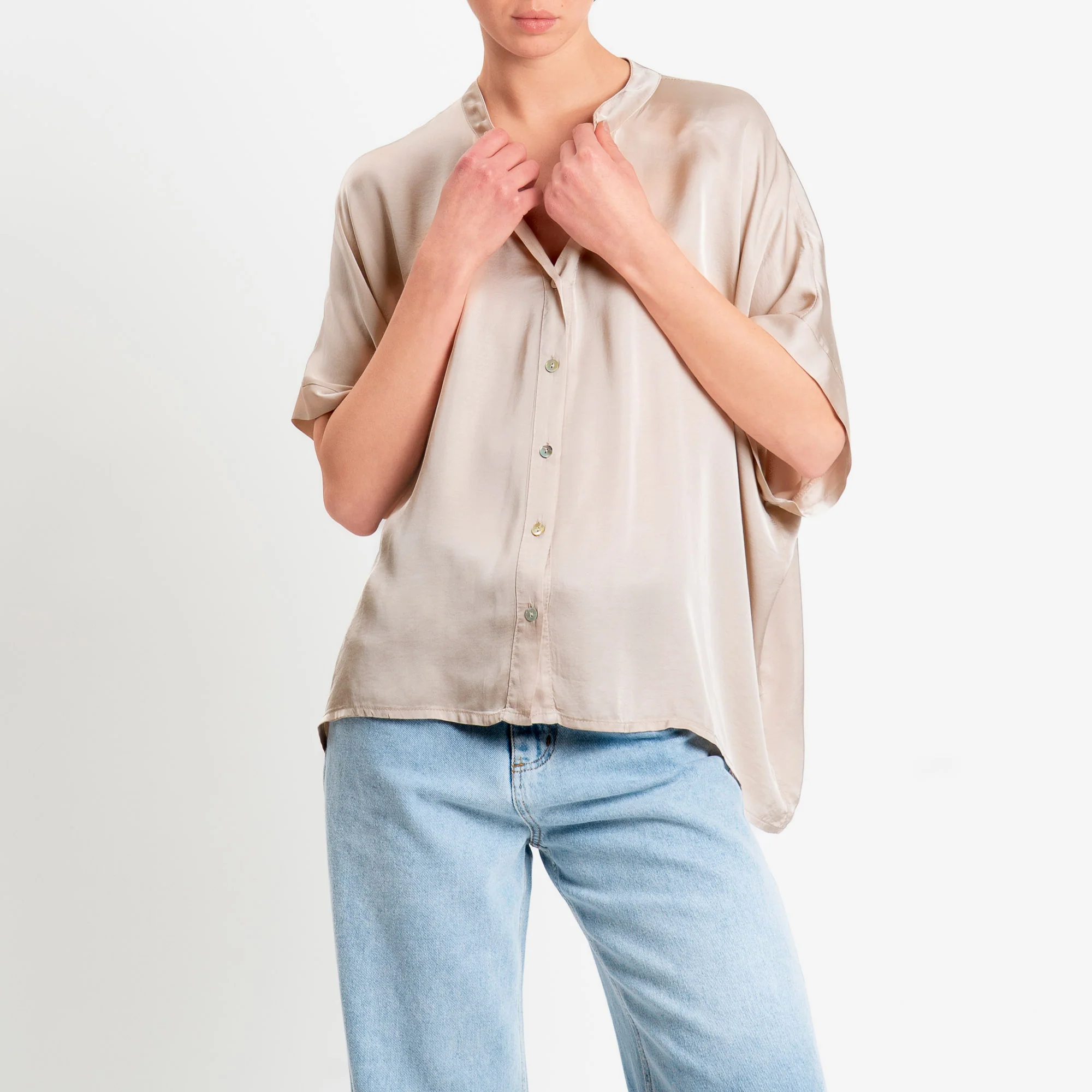 Motel-Camicia collo coreana manica scesa in satin - avena