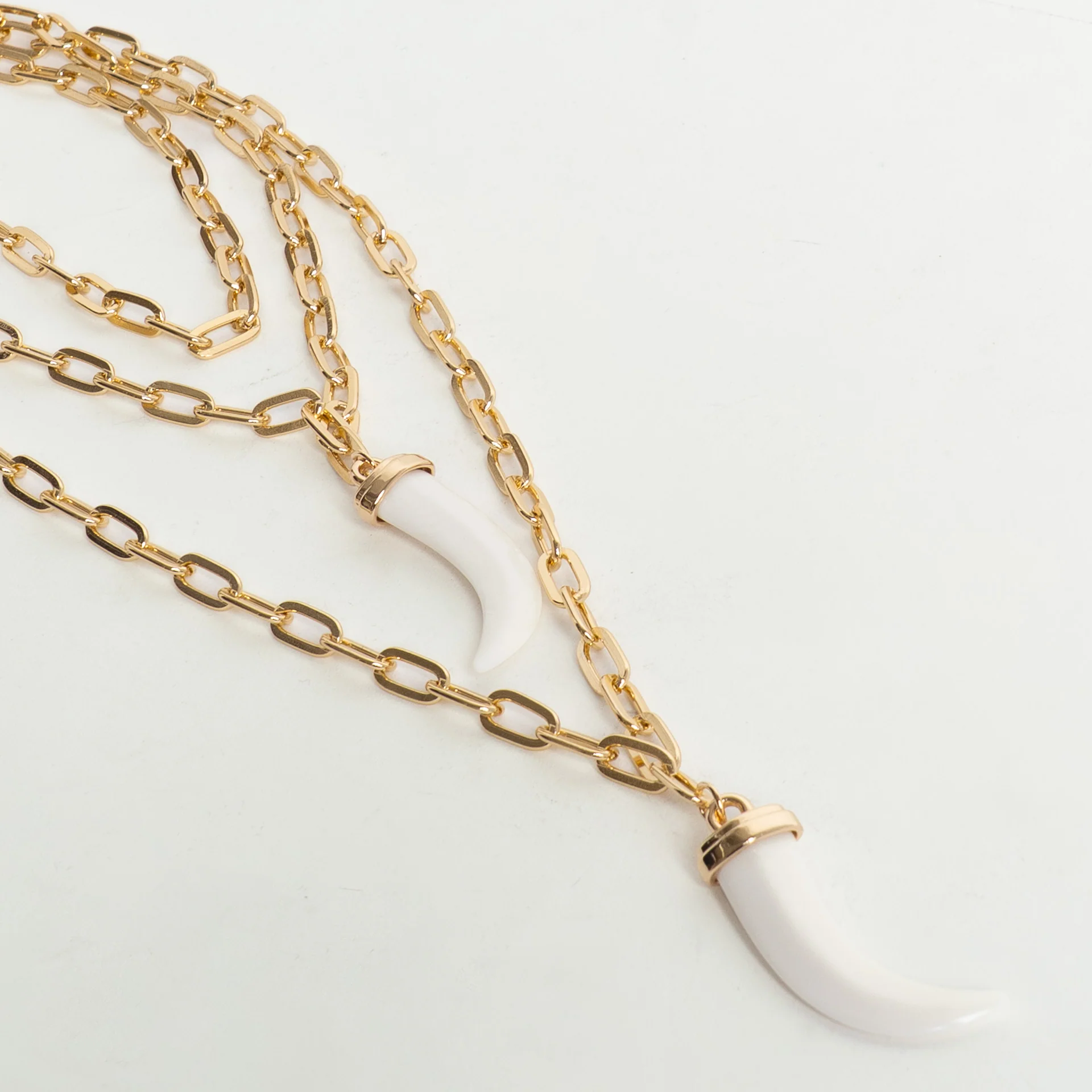 W by Whitemood-Collana catene con corno - gold - Image 2