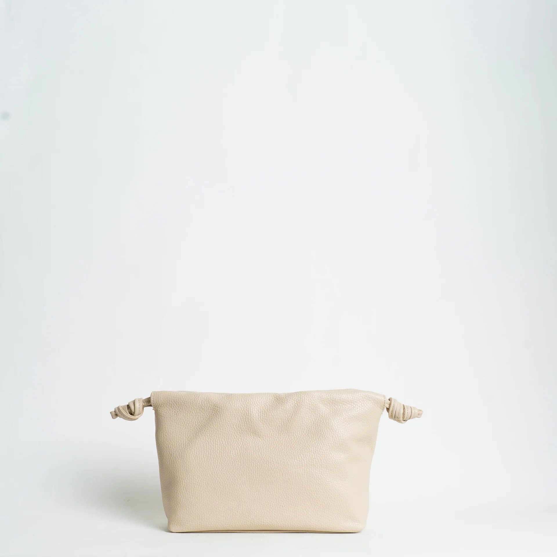 W by Whitemood-Clutch - gesso - Image 3