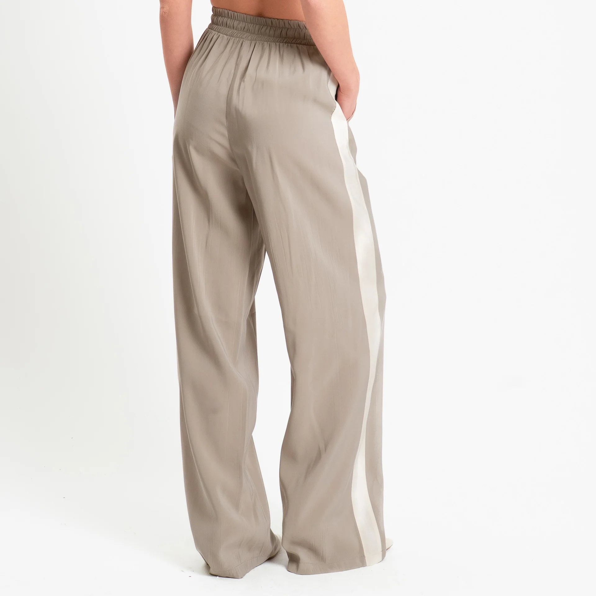 Tensione in-Pantalone cupro bande laterali - desert/panna - Image 4