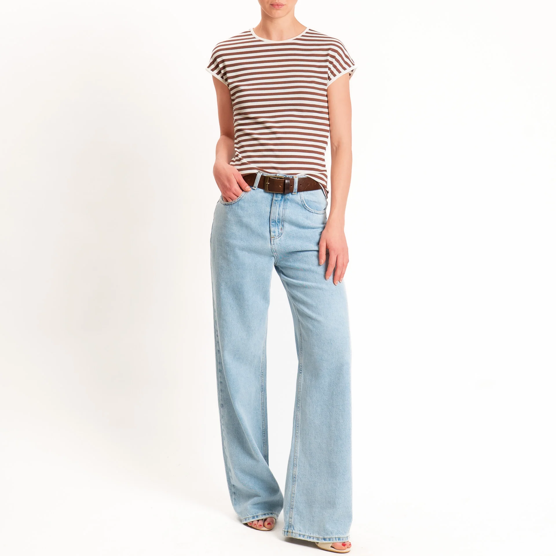 Motel-T-shirt righe a costine elasticizzata - panna/tabacco