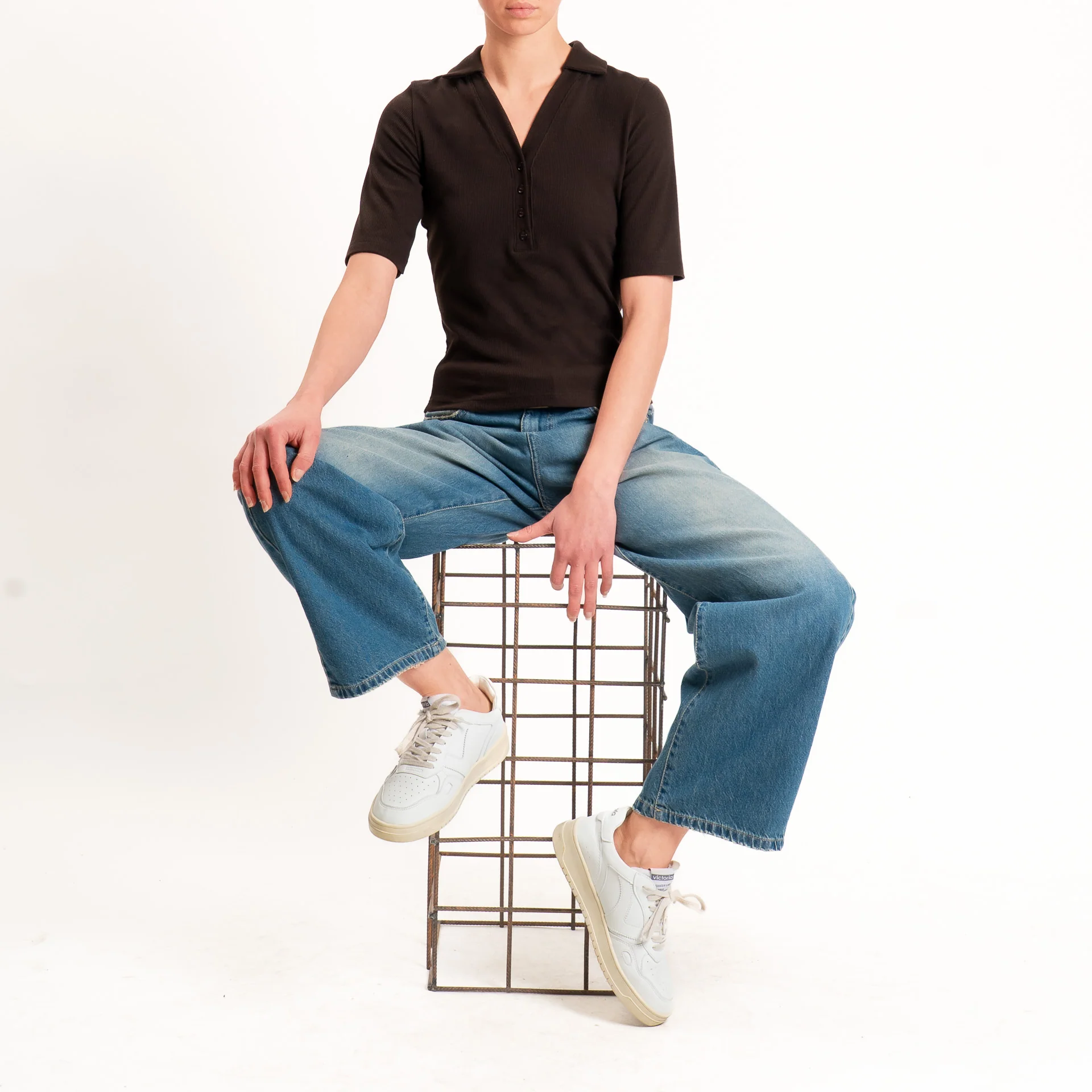 Vicolo-T-shirt a costine scollo polo - cioccolato