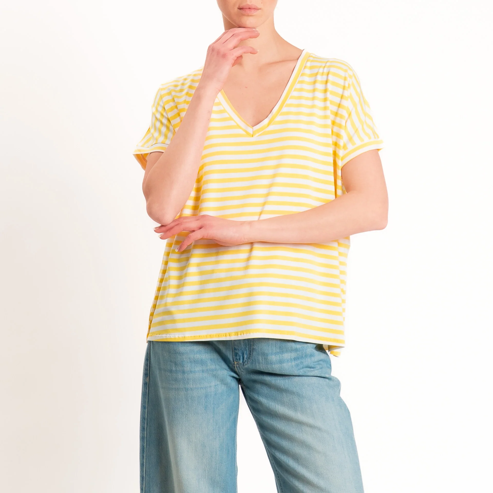 Zeroassoluto-T-shirt a righe scollo a v in jersey di viscosa elasticizzata - yellow/latte - Image 2
