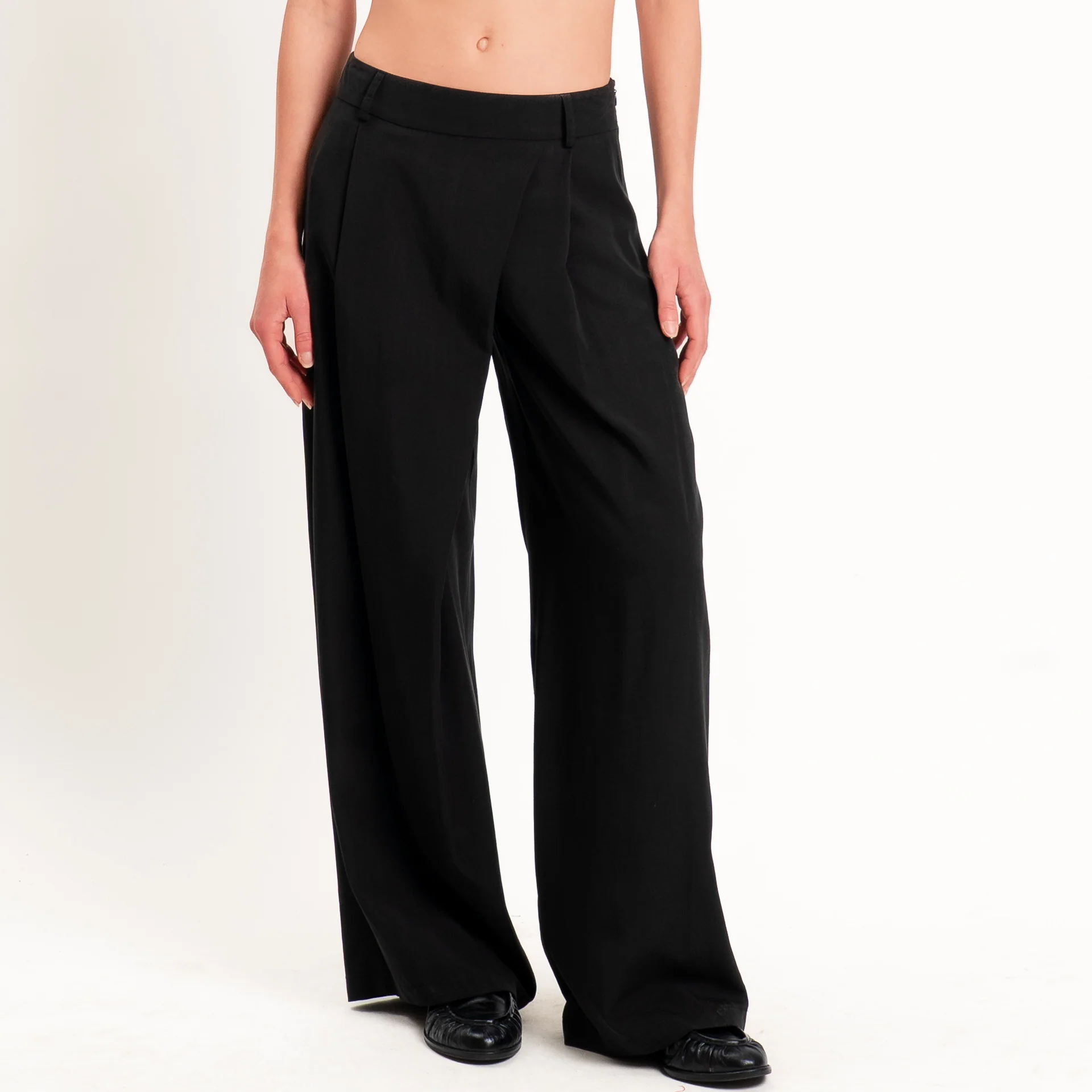 Zeroassoluto-Pantalone wide leg con pinces tencel fibra naturale - nero - Image 2