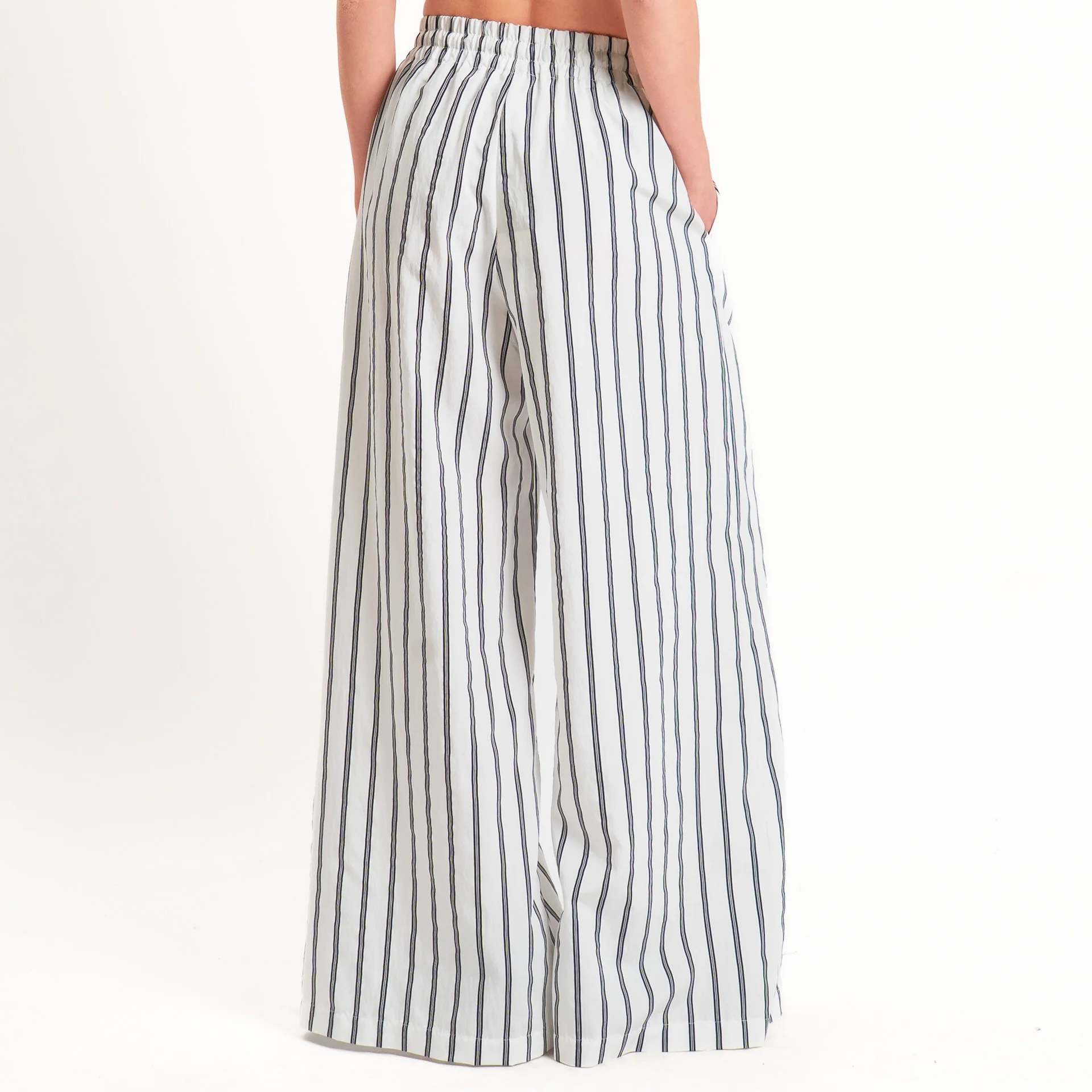 Tensione in-Pantalone wide leg a righe elastico in vita - bianco/nero - Image 4