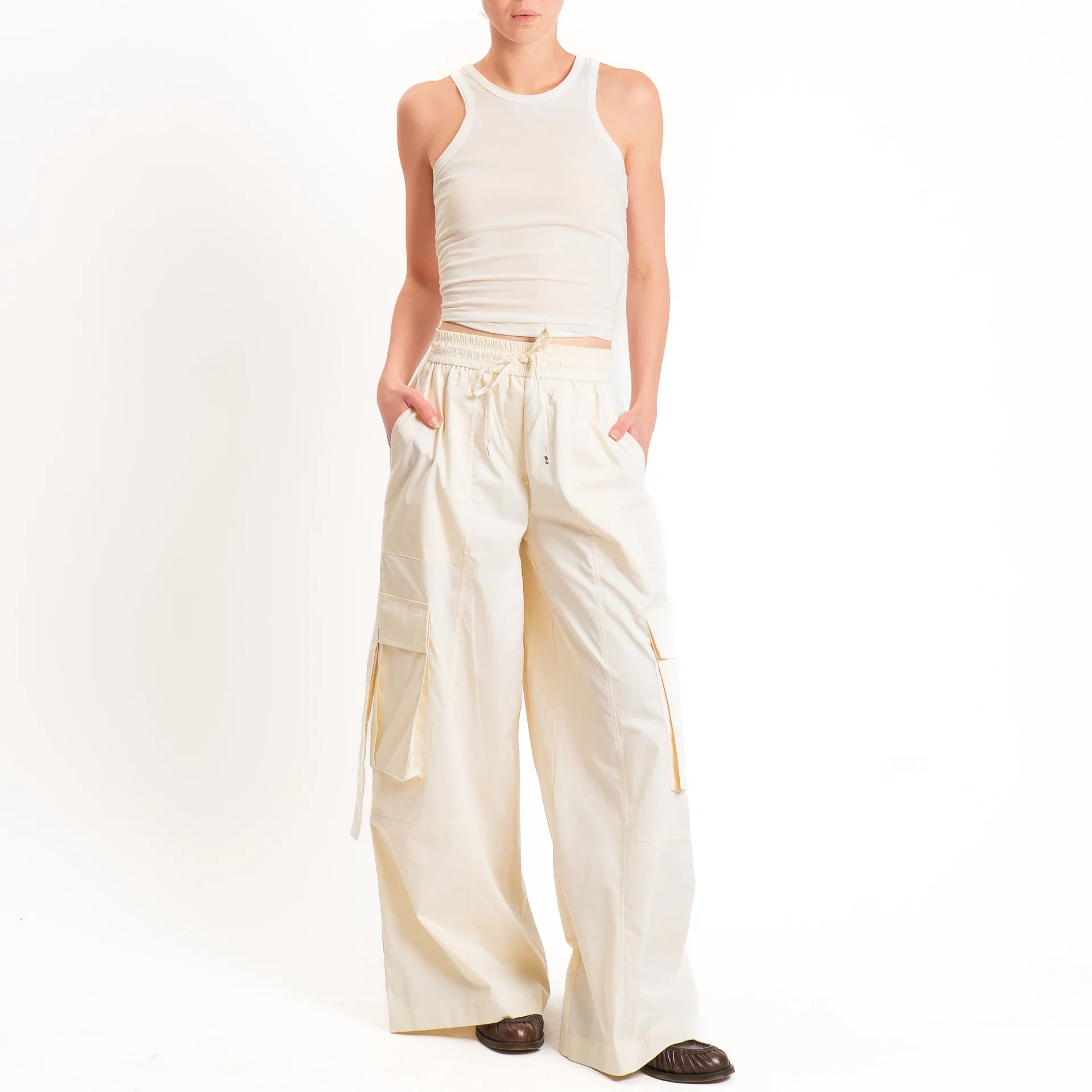 Tensione in-Pantalone cargo con coulisse - vaniglia