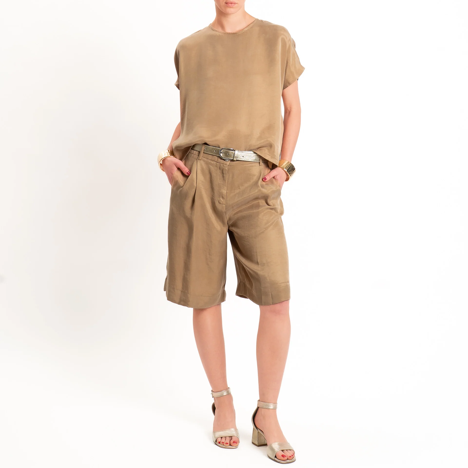 Tensione in-Blusa cupro bottone dietro - camel - Image 3