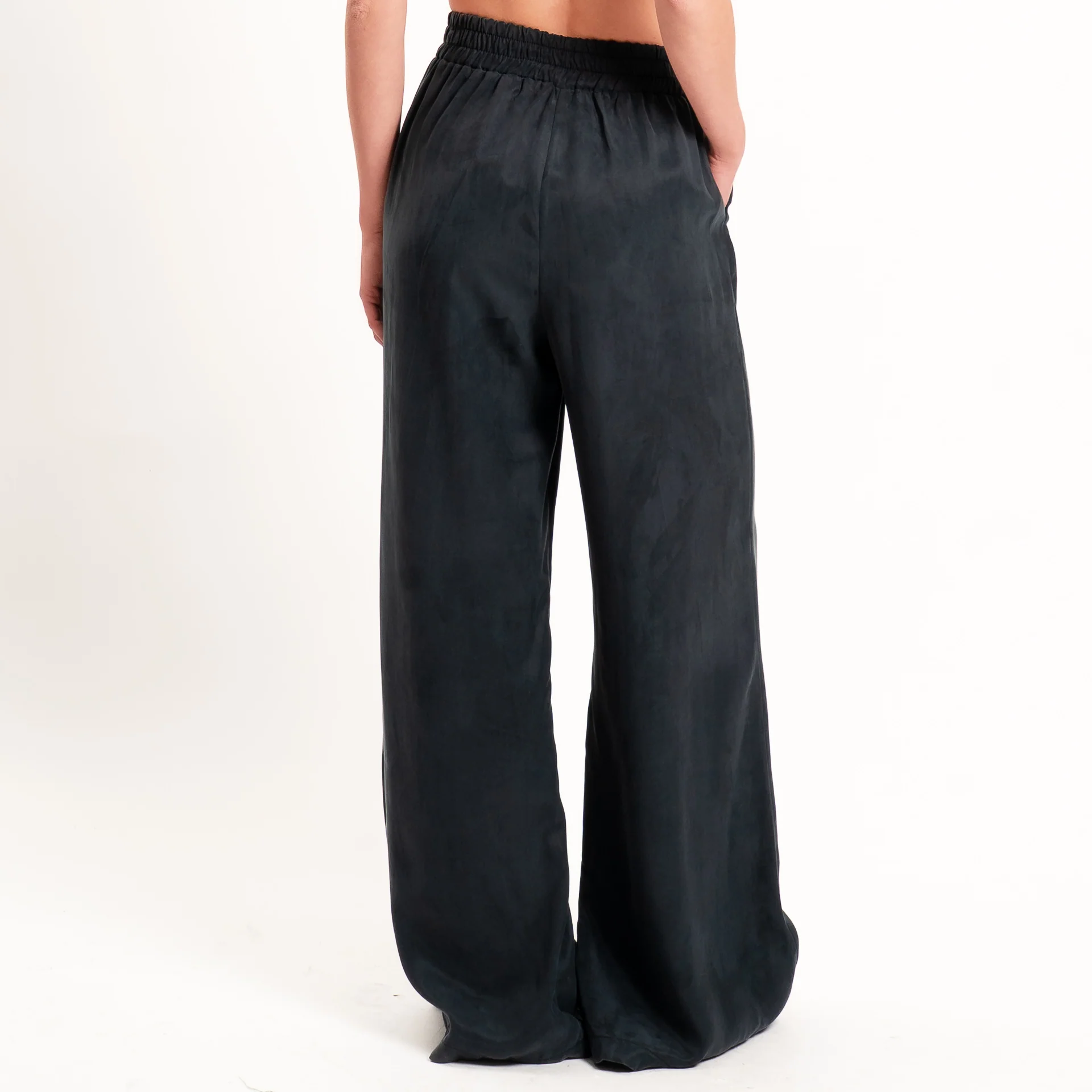 Tensione in-Completo top + pantalone tessuto cupro - nero - Image 5