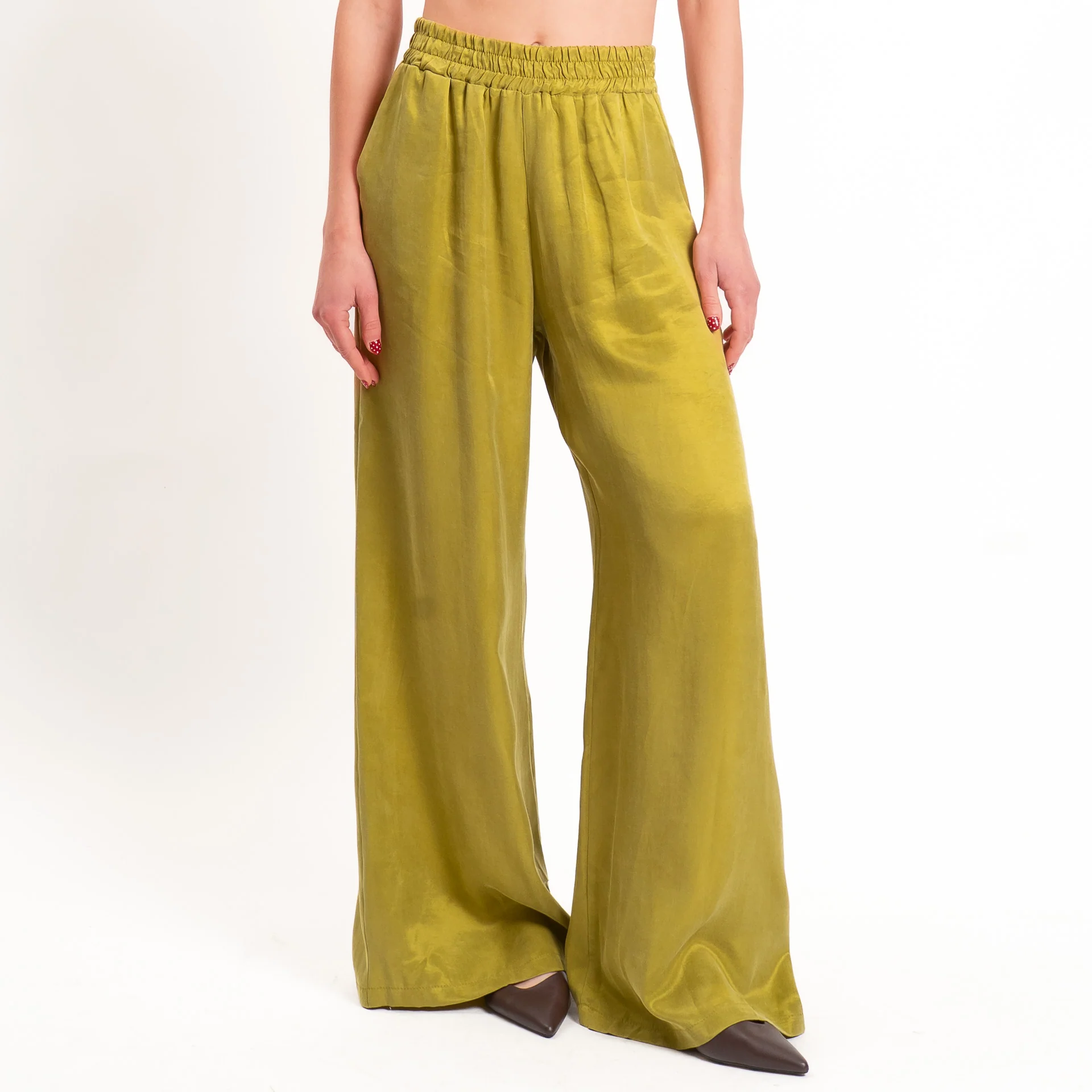 Tensione in-Completo top + pantalone tessuto cupro - oliva - Image 3