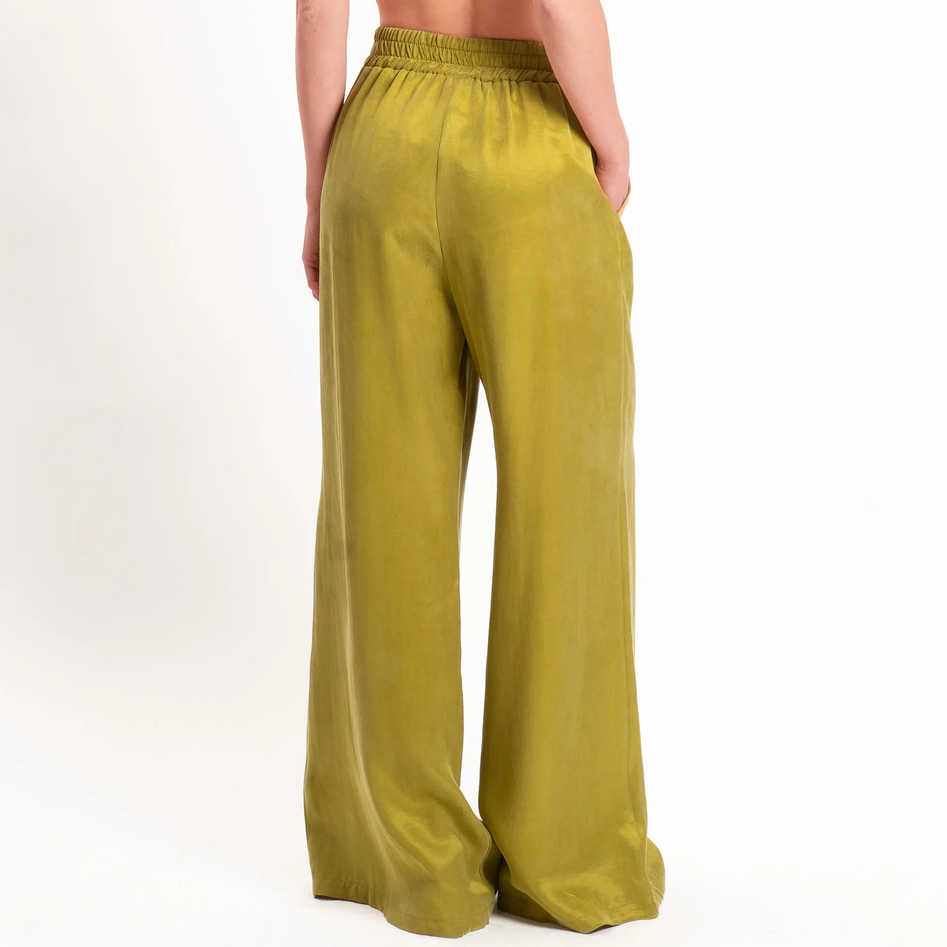 Tensione in-Completo top + pantalone tessuto cupro - oliva - Image 5
